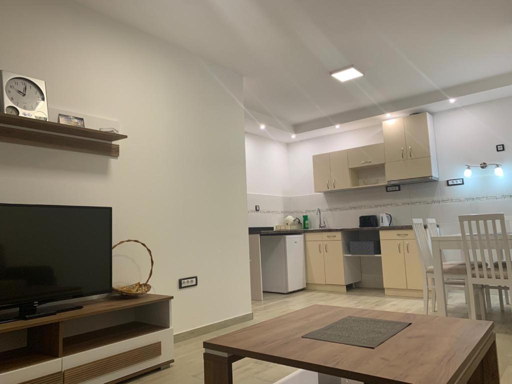 Mm Apartmani Belgrado Exterior foto